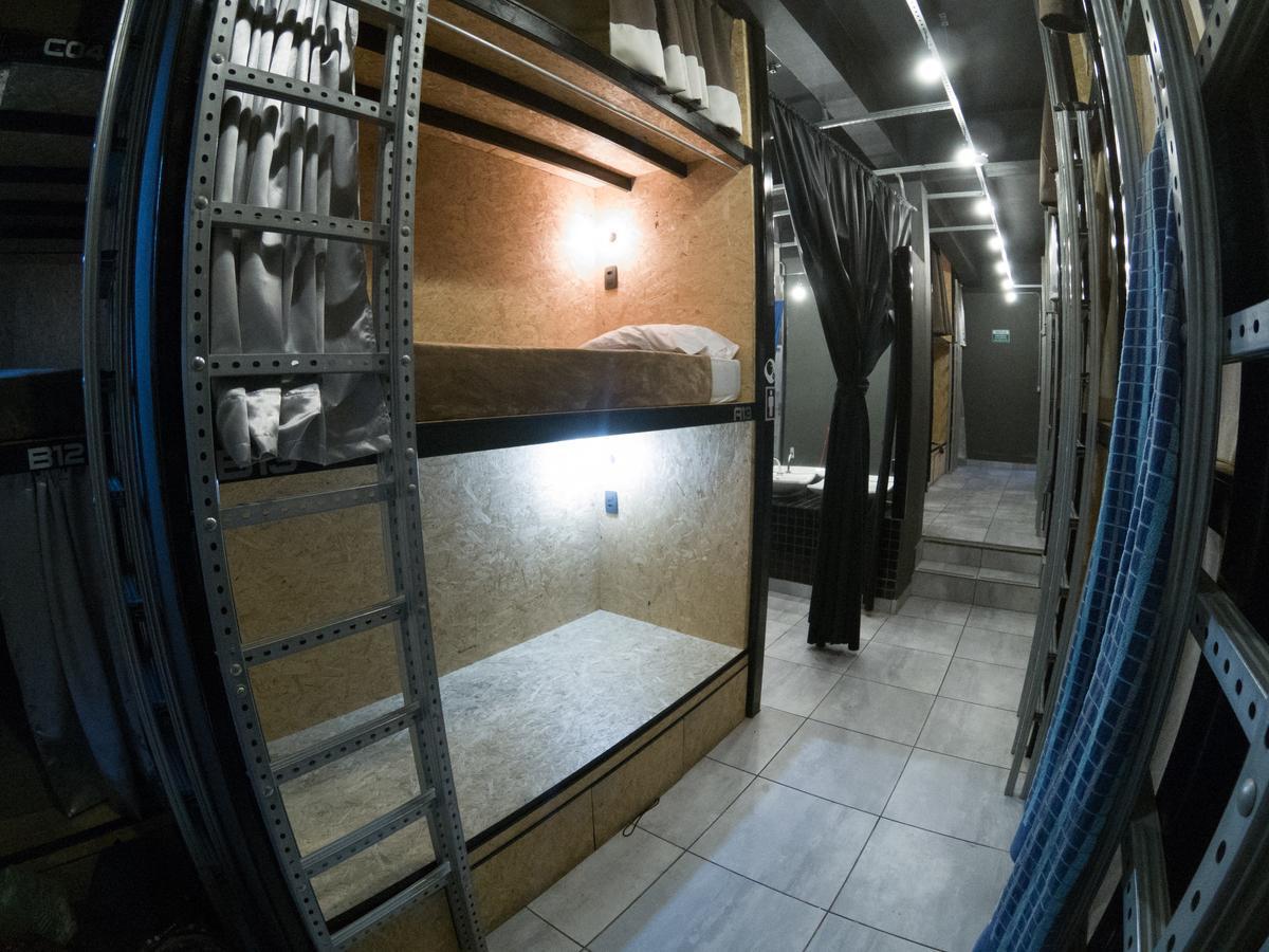 Eco Box Hostel フロリアノポリス エクステリア 写真